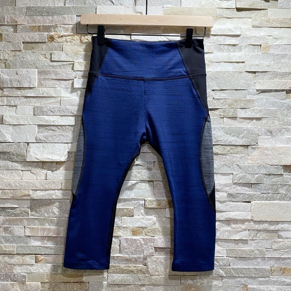Lorna Jane Crop Workout Leggings